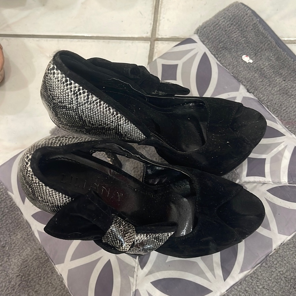 Liliana brand size 7